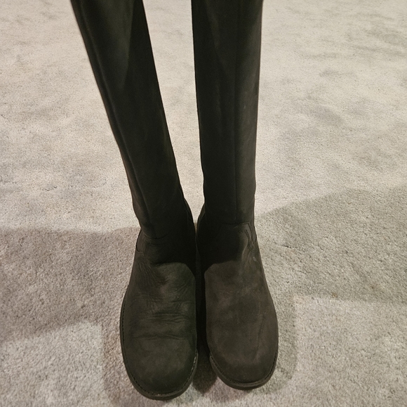UGG Seldon Tall 1009201 Black Womens Boots, Size 7 - Picture 4 of 15